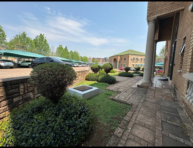 175M² OFFICE TO LET IN CENTURION CENTRAL